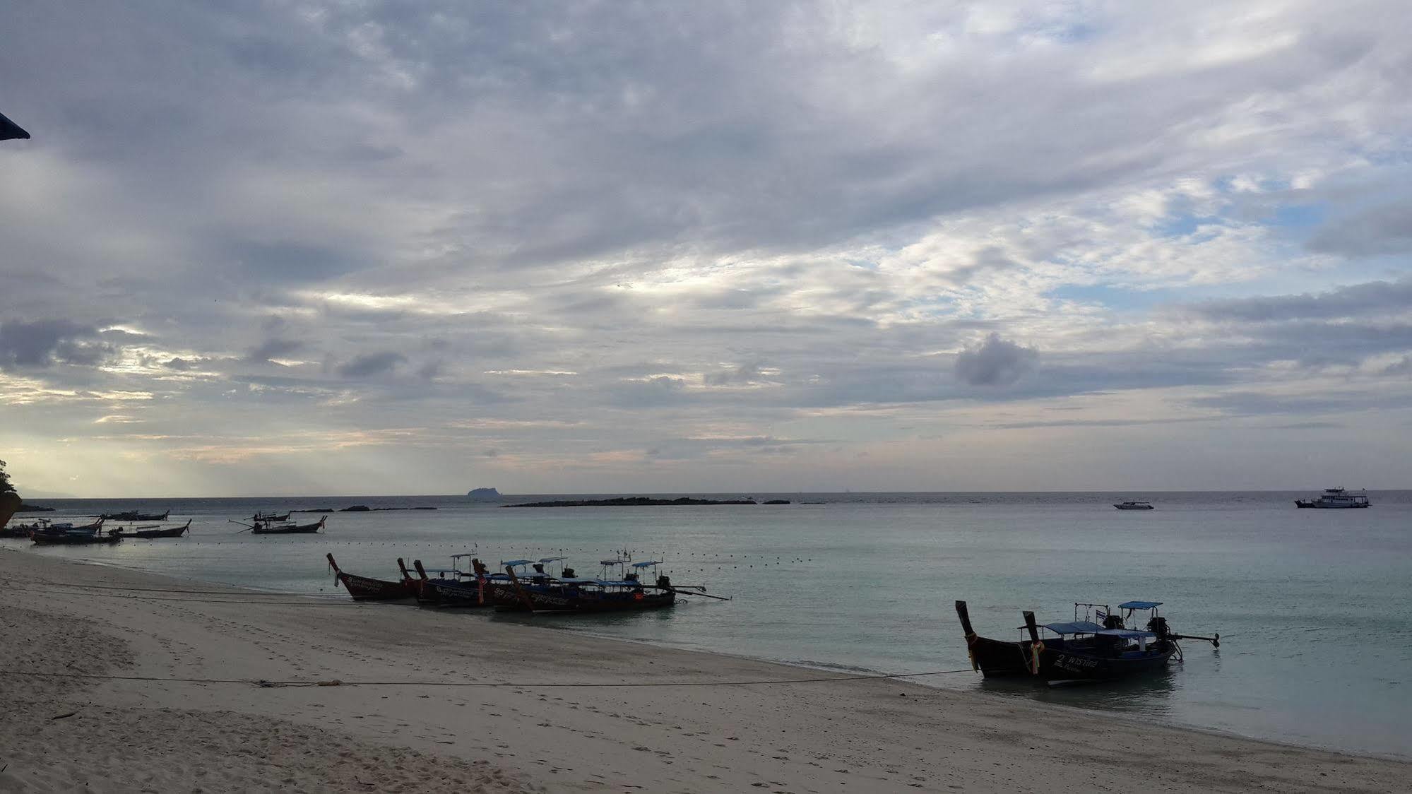 Pp Blue Sky Resort-Sha Plus Ko Phi Phi Zewnętrze zdjęcie